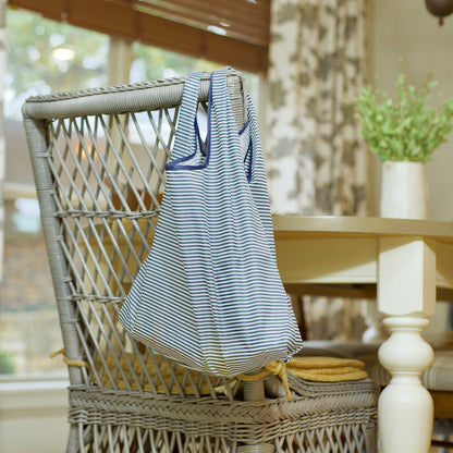 Reusable Folding Bag by Threaded Pear