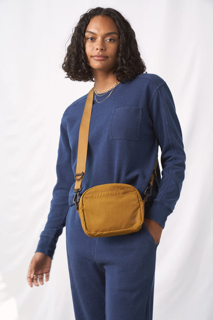 (Re)active™ 2L Convertible Crossbody by United By Blue