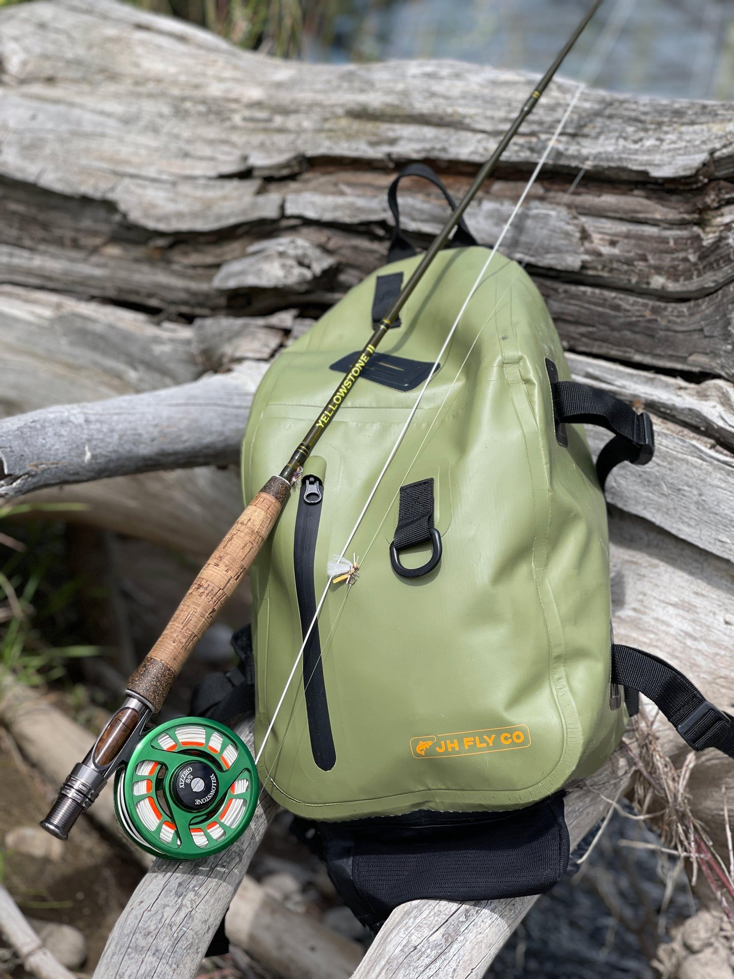 JHFLYCO 20L Waterproof Sling Pack by Jackson Hole Fly Company